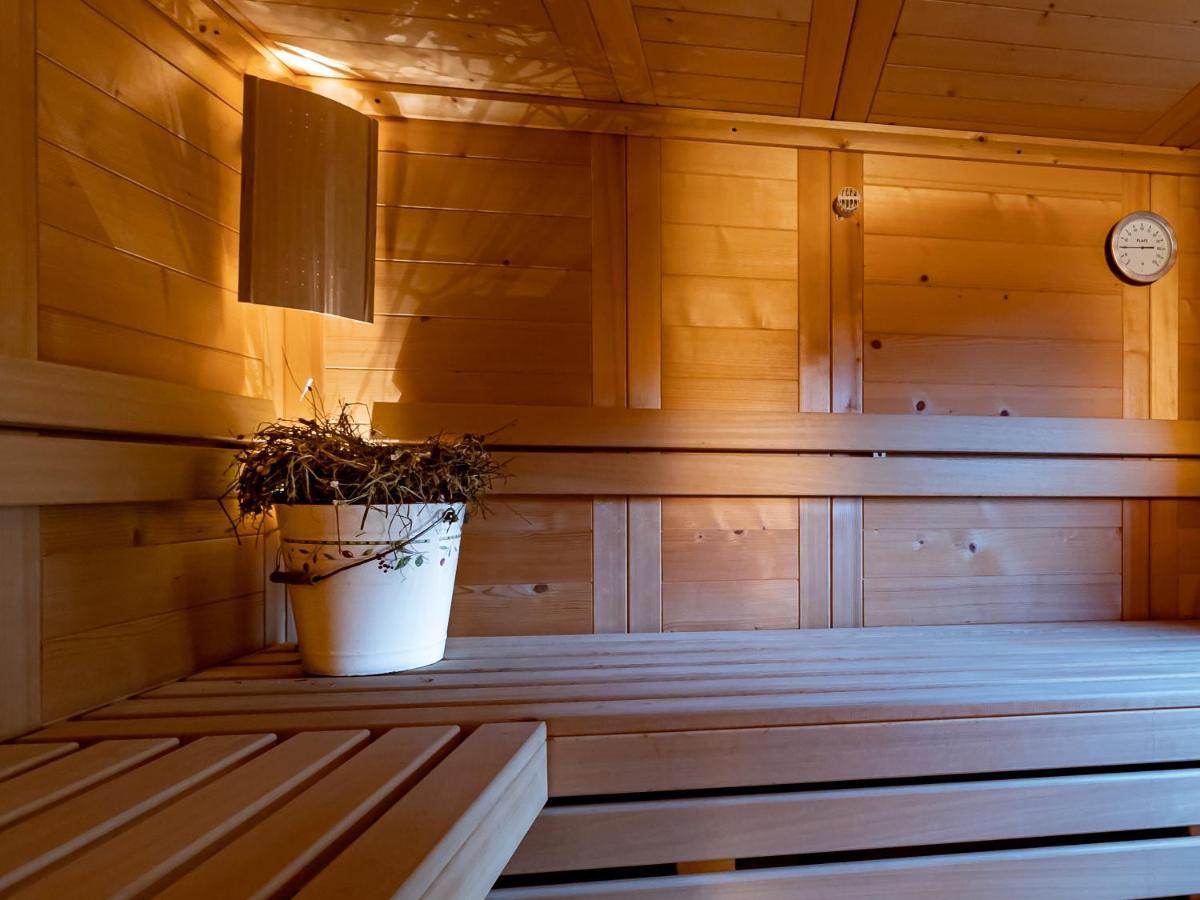 บีแอนด์บี อิล ซัมบูโก Bed & Breakfast Vignola  ภายนอก รูปภาพ