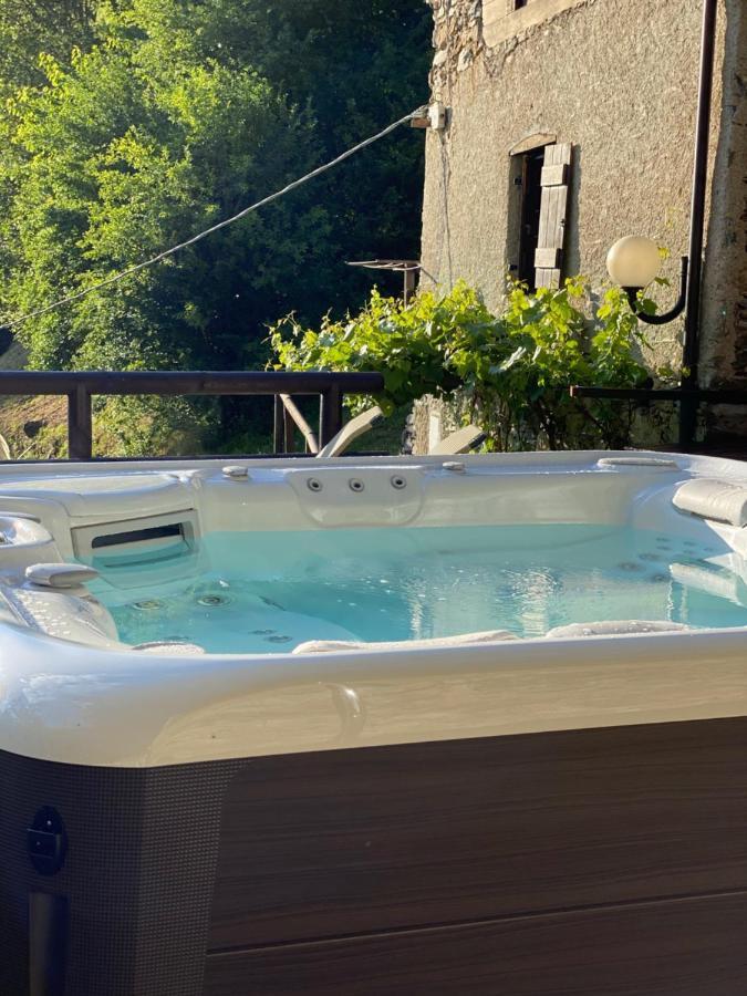 บีแอนด์บี อิล ซัมบูโก Bed & Breakfast Vignola  ภายนอก รูปภาพ