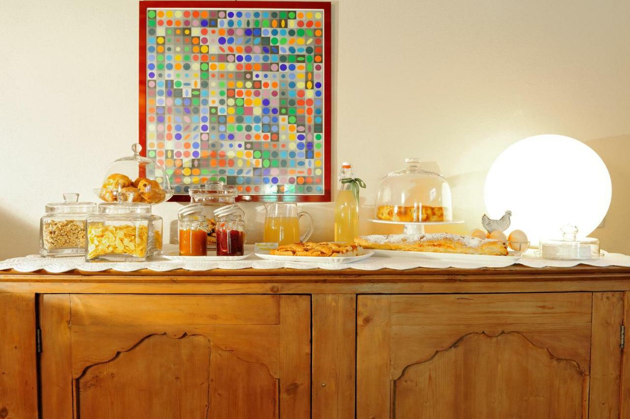 บีแอนด์บี อิล ซัมบูโก Bed & Breakfast Vignola  ภายนอก รูปภาพ