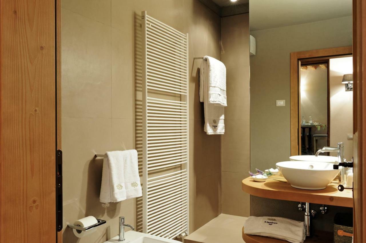 บีแอนด์บี อิล ซัมบูโก Bed & Breakfast Vignola  ภายนอก รูปภาพ