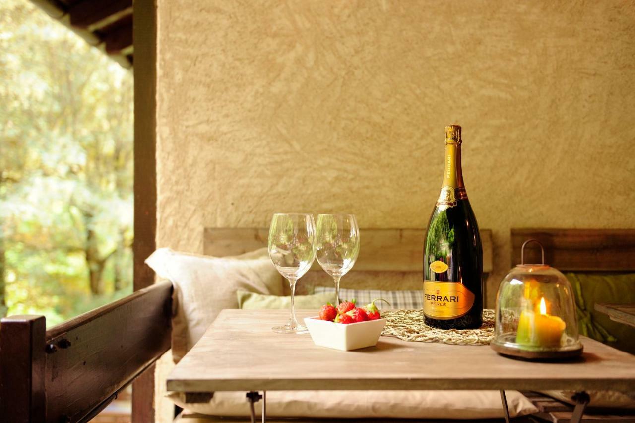 บีแอนด์บี อิล ซัมบูโก Bed & Breakfast Vignola  ภายนอก รูปภาพ