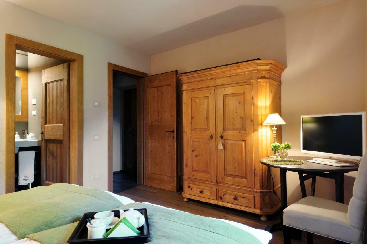 บีแอนด์บี อิล ซัมบูโก Bed & Breakfast Vignola  ภายนอก รูปภาพ